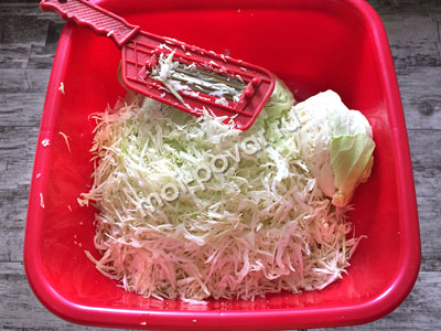 Салаты из капусты на зиму - 29 рецептов самых вкусных с пошаговыми фото